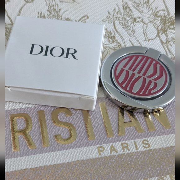 Dior phone ring - Picture 3 of 8
